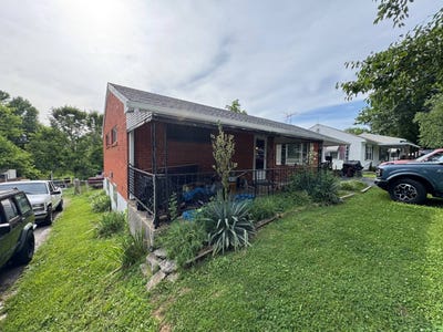 /international/us/235-webbmont-cir-shelbyville-ky-110109061108/