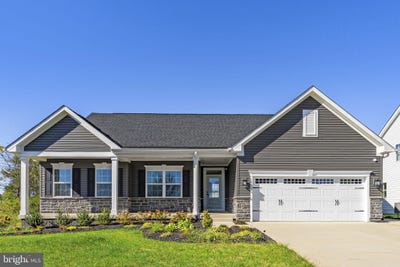 /international/us/14009-willow-shade-lane-culpeper-va-110120756488/