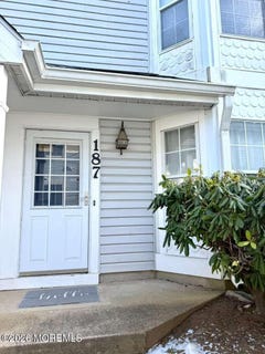 /international/us/187-tulip-lane-freehold-nj-110108220265/