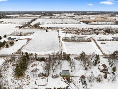 /international/us/9342-120th-street-milaca-mn-110100692228/