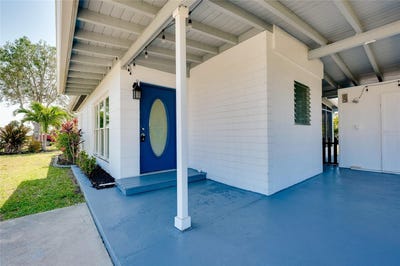/international/us/140-poinsettia-circle-ne-port-charlotte-fl-110099979947/