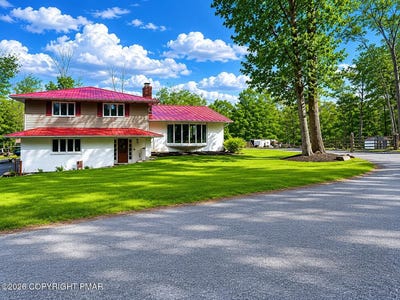 /international/us/206-winchester-drive-east-stroudsburg-pa-110108442268/