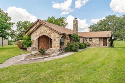 /international/us/2036-county-road-242-dublin-tx-110099716037/