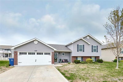 /international/us/437-prairie-creek-drive-wentzville-mo-110108854329/