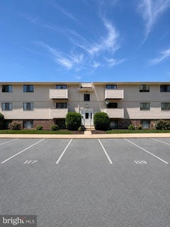 /international/us/12417-hickory-tree-way-germantown-md-110108572104/