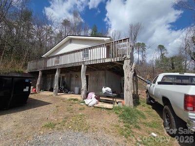 /international/us/110-wilrecar-drive-black-mountain-nc-110107336693/