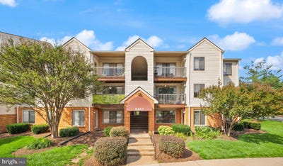 /international/us/8463-crozier-court-manassas-va-110109133735/
