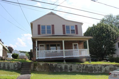 /international/us/1010-mcalpine-street-avoca-pa-110101063958/