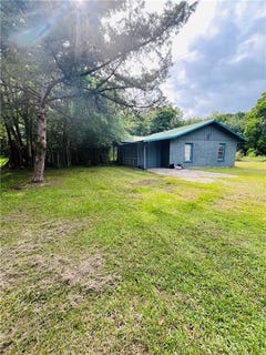 /international/us/13930-sprinkle-avenue-s-bayou-la-batre-al-110108553047/