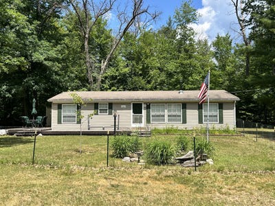 /international/us/3508-brodie-road-south-branch-mi-110100678645/