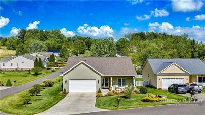 /international/us/209-w-evergreen-street-west-jefferson-nc-110108093106/