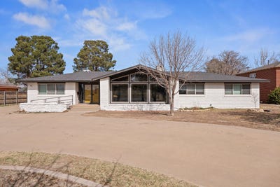/international/us/507-clubview-drive-levelland-tx-110106278573/