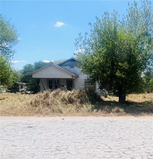 /international/us/se-3rd-street-premont-tx-110086441368/