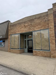 /international/us/30-s-14th-street-denison-ia-110107439406/