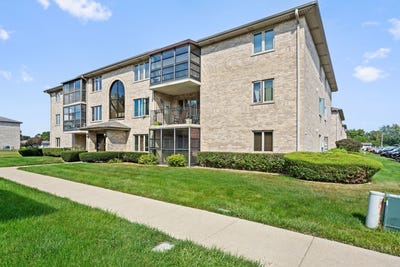/international/us/13950-e-leamington-drive-crestwood-il-110110257792/