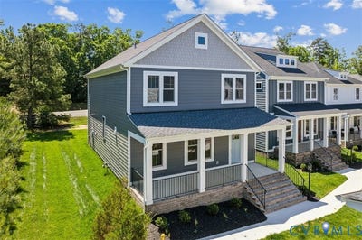 /international/us/7801-oak-grove-tree-drive-chesterfield-va-110099723928/
