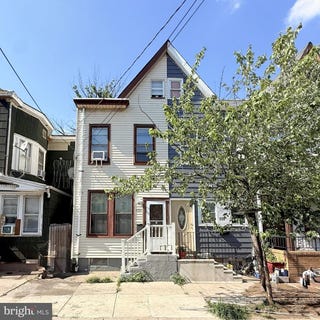 /international/us/220-woodland-street-trenton-nj-110100916116/