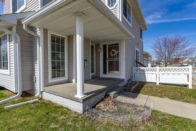 /international/us/85-se-melrose-drive-waukee-ia-110107080492/