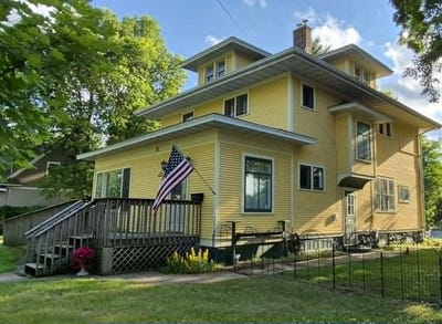 /international/us/1000-chestnut-street-boscobel-wi-110108825639/