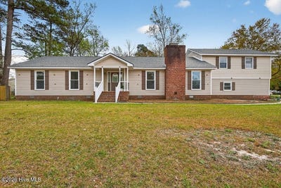 /international/us/204-sweetbriar-lane-havelock-nc-110106848626/