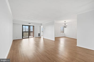 /international/us/8370-greensboro-drive-mclean-va-110106527099/