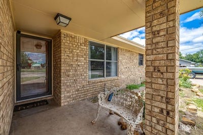 /international/us/606-nichols-st-rowena-tx-110100426023/