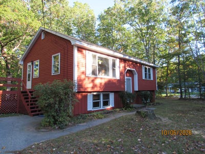 /international/us/191-westview-drive-sanford-me-110120462032/