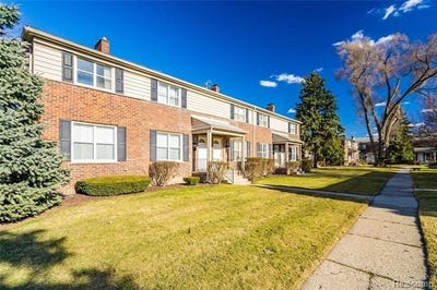 /international/us/3388-coolidge-hwy-royal-oak-mi-110108146393/