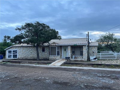 /international/us/506-rosita-street-freer-tx-110110417780/