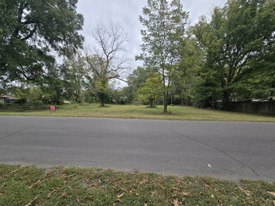 /international/us/719-north-martin-ave-east-prairie-mo-110120485304/