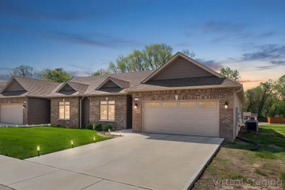 /international/us/3859-s-anderson-drive-terre-haute-in-110108030472/
