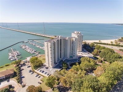 /international/us/7501-river-road-newport-news-va-110120890194/