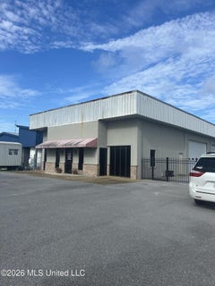 /international/us/3309-gautier-vancleave-road-gautier-ms-110108637152/