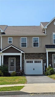 /international/us/1462-black-forest-drive-south-whitehall-twp-pa-110108618413/