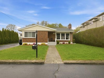 /international/us/5-benjamin-street-westerly-ri-110107778320/