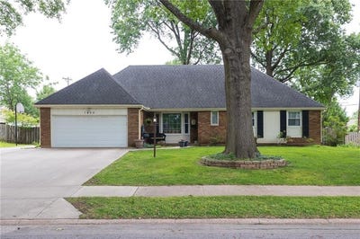 /international/us/1400-sw-charleston-street-lee-s-summit-mo-110109004704/