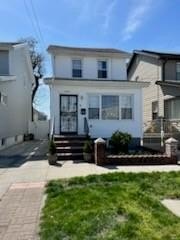 /international/us/13446-157th-street-jamaica-ny-110104814688/