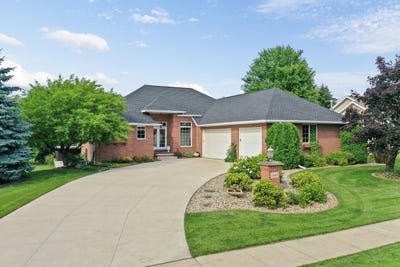 /international/us/1849-saddlebrook-lane-de-pere-wi-110100770013/