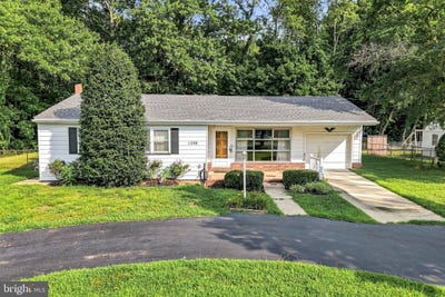/international/us/1399-monmouth-road-eastampton-nj-110110124396/