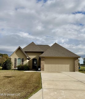 /international/us/106-riverbend-avenue-vidalia-la-110104138565/
