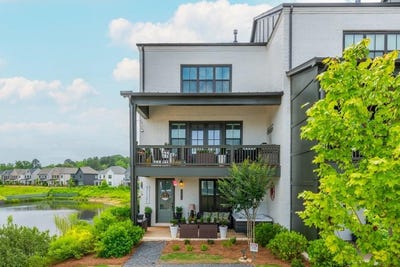 /international/us/6895-whitman-walk-alpharetta-ga-110100978991/
