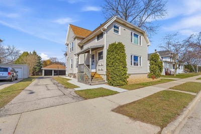 /international/us/83-e-9th-street-fond-du-lac-wi-110107084234/