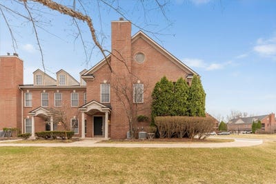 /international/us/5588-hampshire-lane-ypsilanti-mi-110106763266/