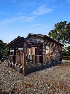 /international/us/988-ridge-point-road-fort-towson-ok-110094910779/