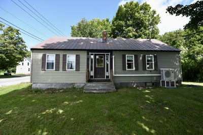 /international/us/7-harrison-road-bridgton-me-110110213560/