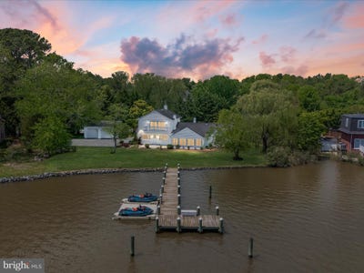 /international/us/7961-quaker-neck-road-chestertown-md-110099240670/