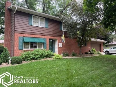 /international/us/120-s-roan-street-algona-ia-110100560838/