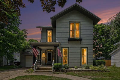 /international/us/212-grove-street-hudson-mi-110108915990/