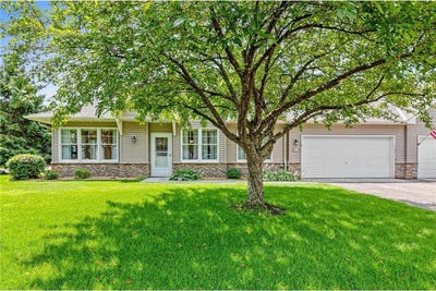 /international/us/430-hayes-drive-hastings-mn-110101163864/