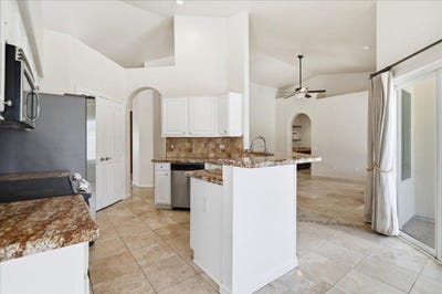 /international/us/2207-e-tahitian-way-gilbert-az-110107777225/